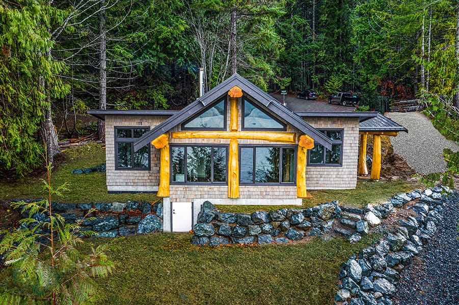 Horne Lake Cabin Exterior