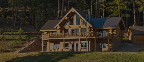 Canyon Rim Log Home Style