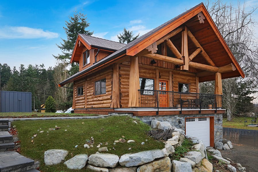 Qualicum Beach Cottage | British Columbia | Summit Log & Timber Homes