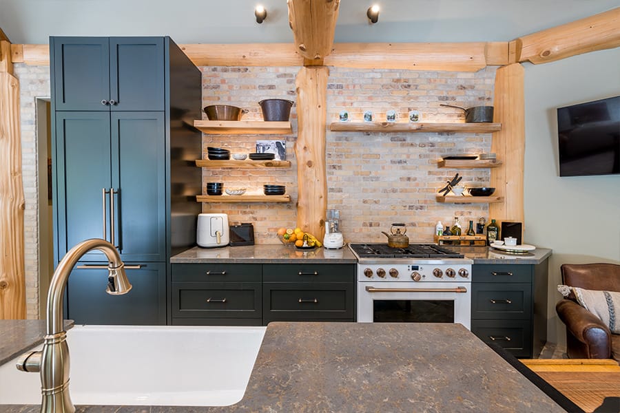 Kitchen wall and appliances